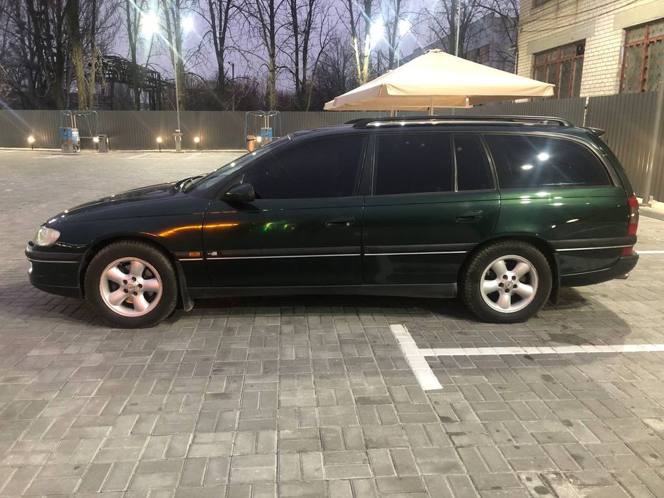 Продам Опель Омегу 1999 року