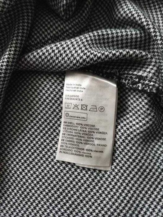 Модна,фірмова блуза,вишиванка,сорочка  з вишивкою на рукавах 44 р-H&M