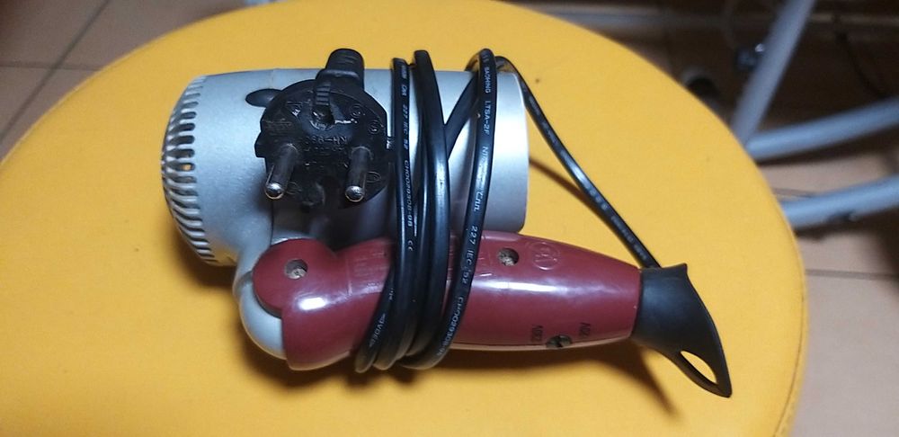 suszarka do włosów składana  turbo