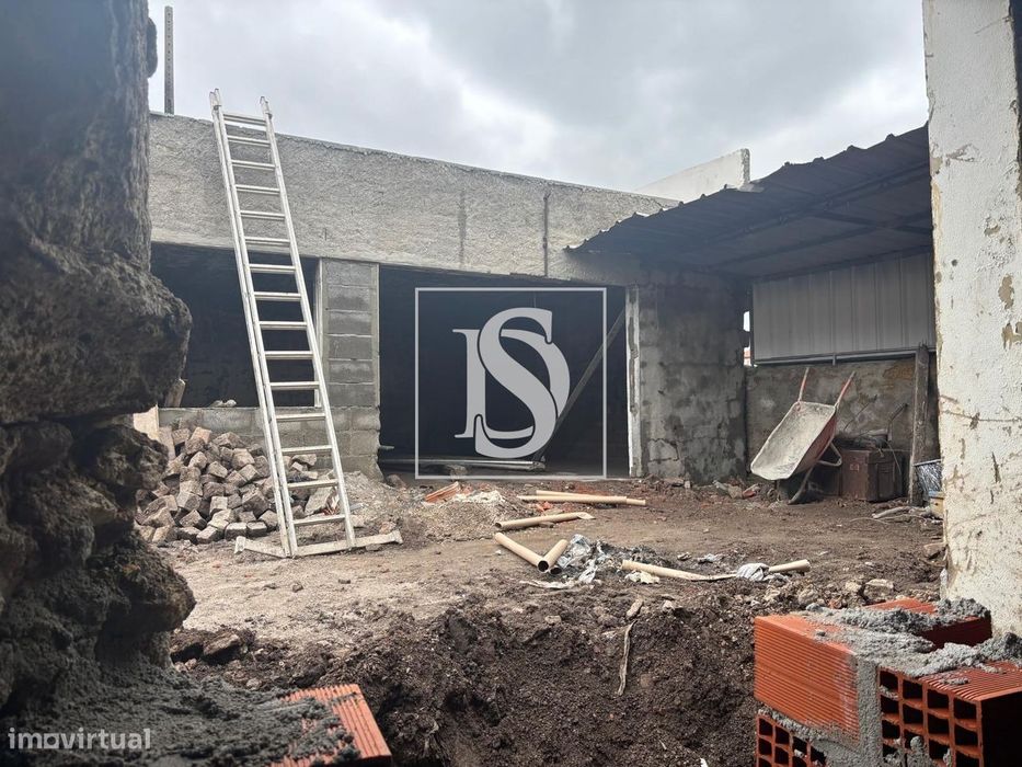 Moradias em Banda com Garagem Box – Viva com Conforto e Comodidade