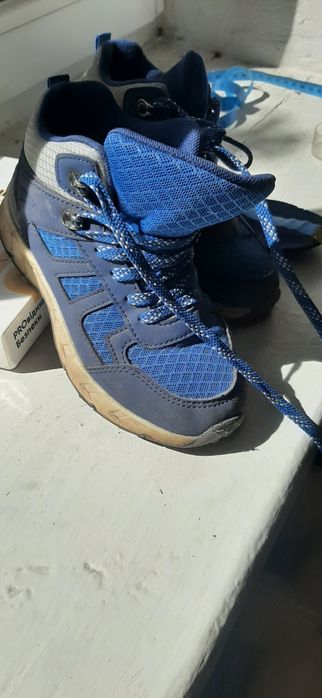 Кросовки 28-29 розмір,устілка 18,5