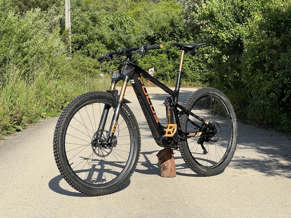 Bicicleta Elétrica Focus Jam2 Carbono Shimano Kashima Coat