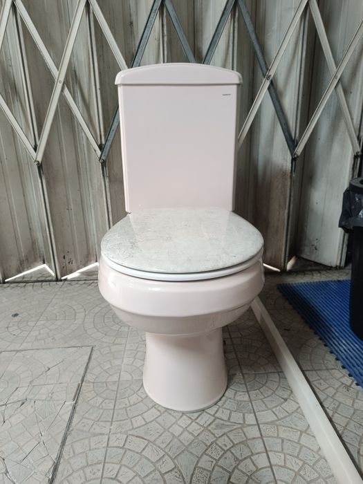 Sanita  e bidé da porcan em ótimo estado