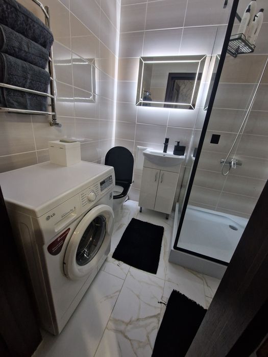 Подобова оренда квартири  центр м.Хмільника