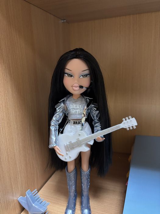 Братц. Bratz jade