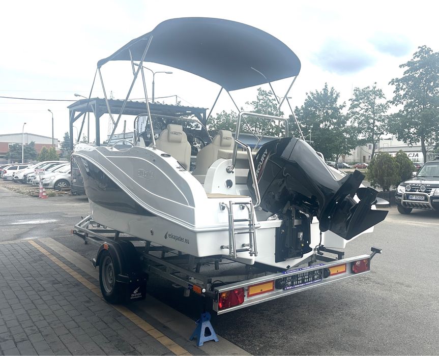 Nowa Łódź motorowa Barracuda 545 Open Mercury F115 ELPT przyczepa FILM
