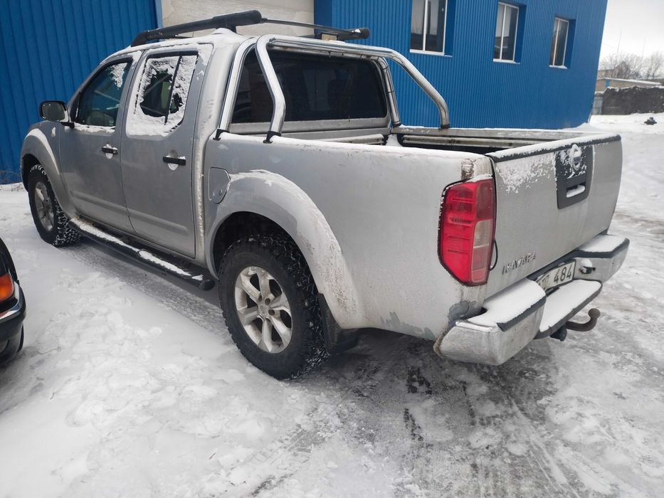 Nissan navara 4*4