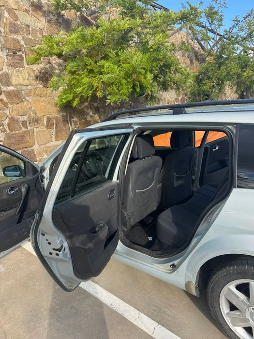Estou buscando uma caravana para fazer negócio com este veículo