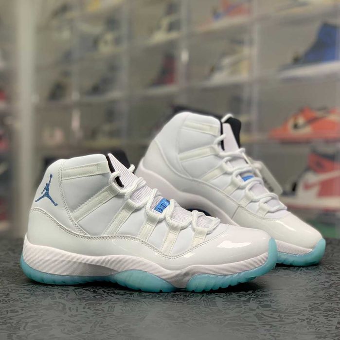 Air Jordan 11 Legend Blue