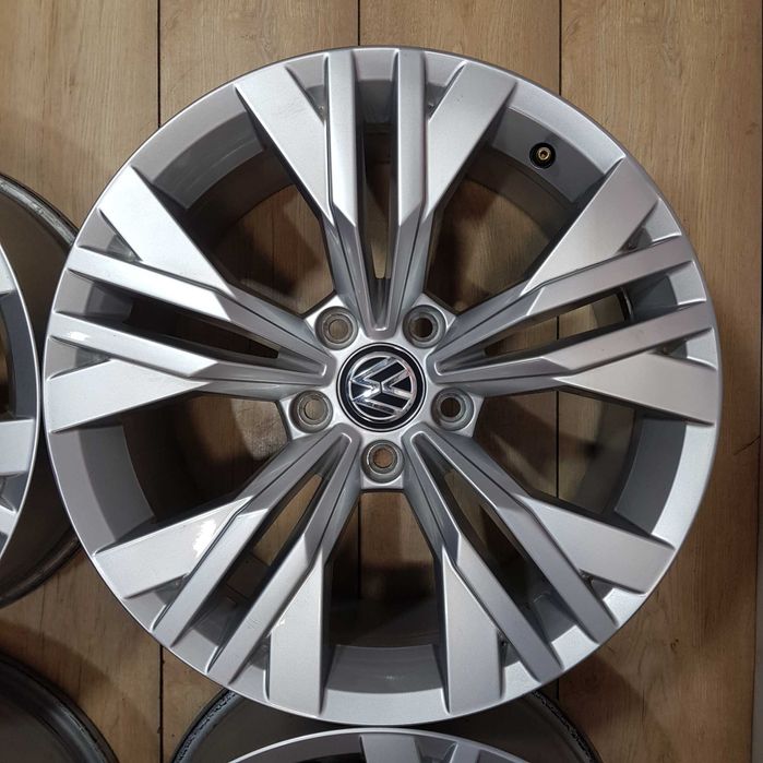 Диски VW R17 5x112 T-Roc Tiguan Jetta Golf Passat Skoda Octavia Karoq