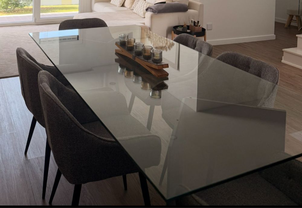 Mesa de jantar 220x110cm 8 lugares