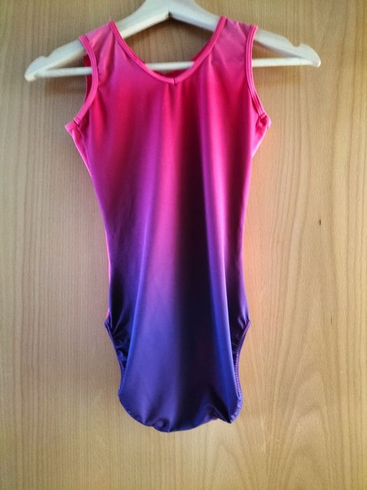 Maillot de ginástica novo