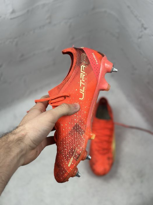 Чоловічі професійні футбольні бутси Puma Ultra 39p