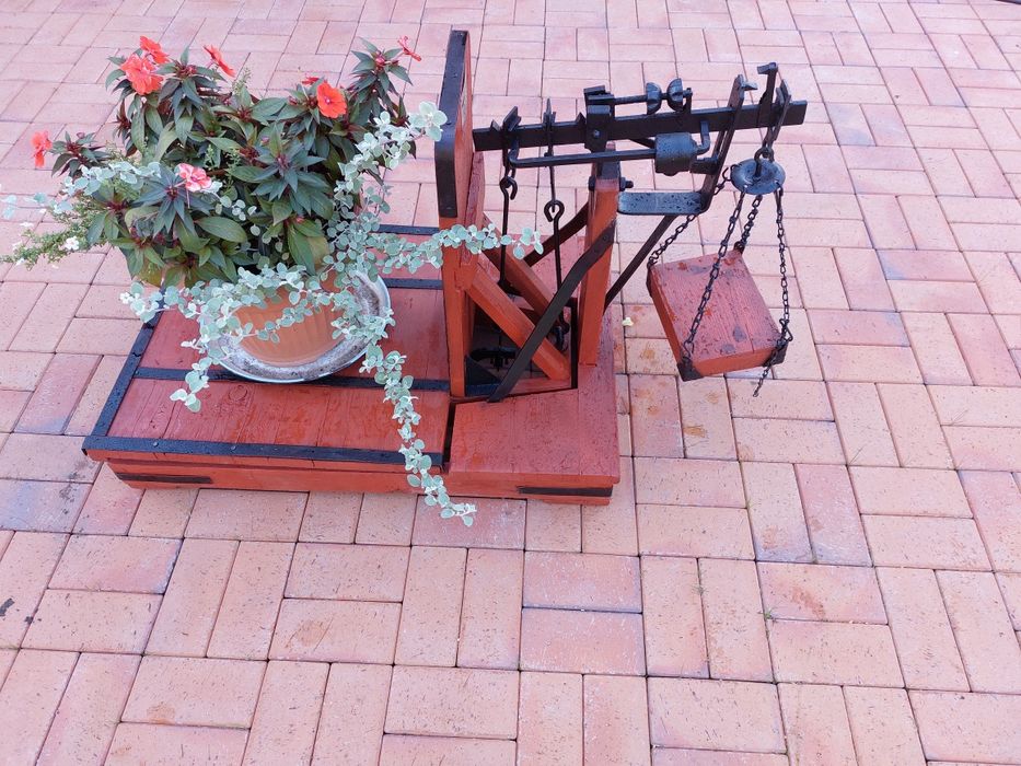 Stara waga zabytkowa prl