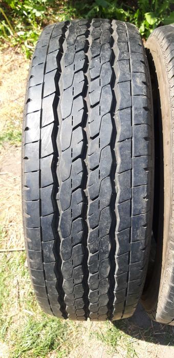 Opony letnie 215/70/15 C 109/107S Firestone Van Hawk 2