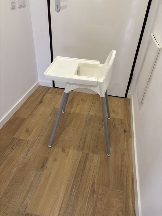 Cadeira de refeição IKEA ANTILOP com tabuleiro