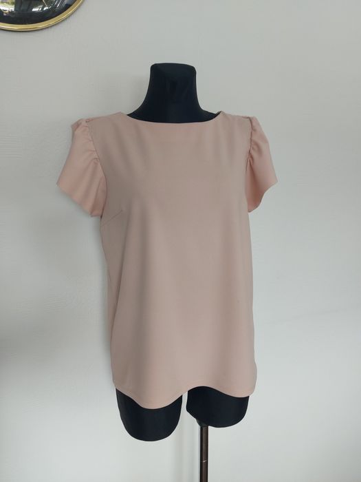 Różowa elegancka bluzka Mohito falbanki S 36 oversize