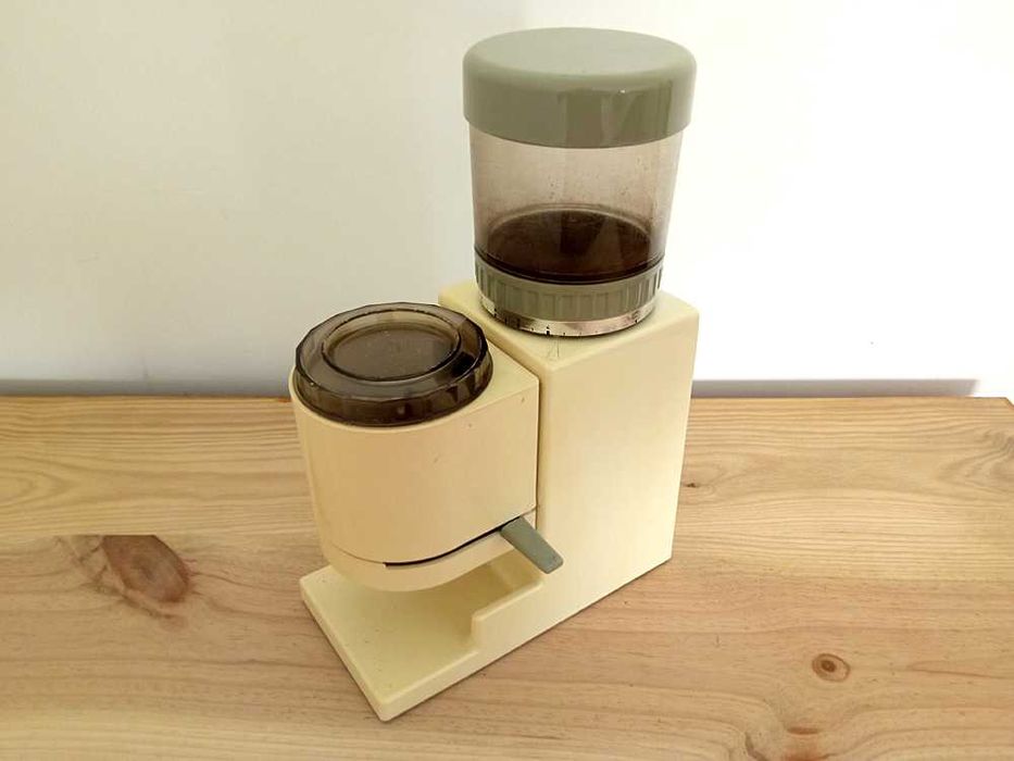 Moinho De Café Com Doseador 150W - Brid