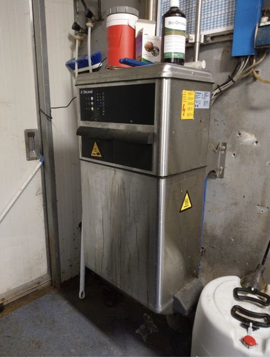 Hala udojowa 2x9 DeLaval / Alfa Laval Bogato Wyposażona