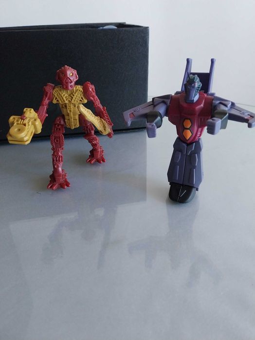 Starscream (Transformers) + Toa Jaller (Bionicle, Lego) em muito bom estado