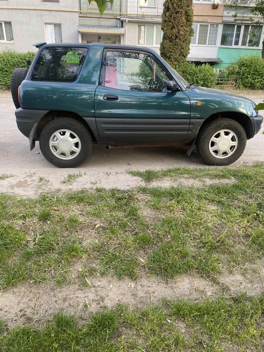 Тойота Рав4 автомат.