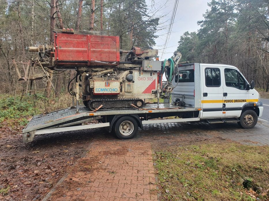 Pomoc drogowa laweta +6 osób transport 6.5tony