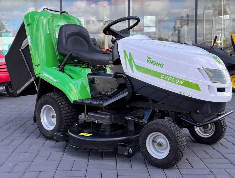 Traktorek Ogrodowy VIKING Cyclon MT780 B&S 22KM HYDRO + Pług / 122 cm