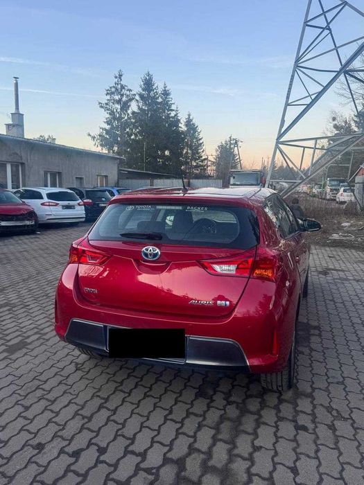 Здам в оренду/ прокат TOYOTA AURIS 1.8 ГАЗ HYBRID