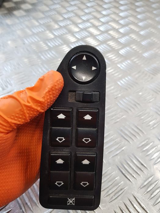 Panel Przełącznik Szyb 8368966 Bmw E39 Kombi 99R-
