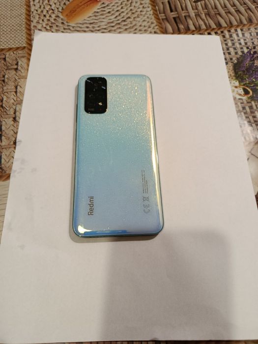 Телефон Redmi Note 11