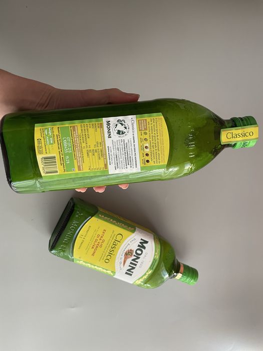 Оливкова олія холодного Extra Virgin Італія. Оригінал Моніні Classico