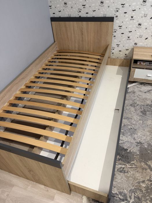 Ліжко дитяче.