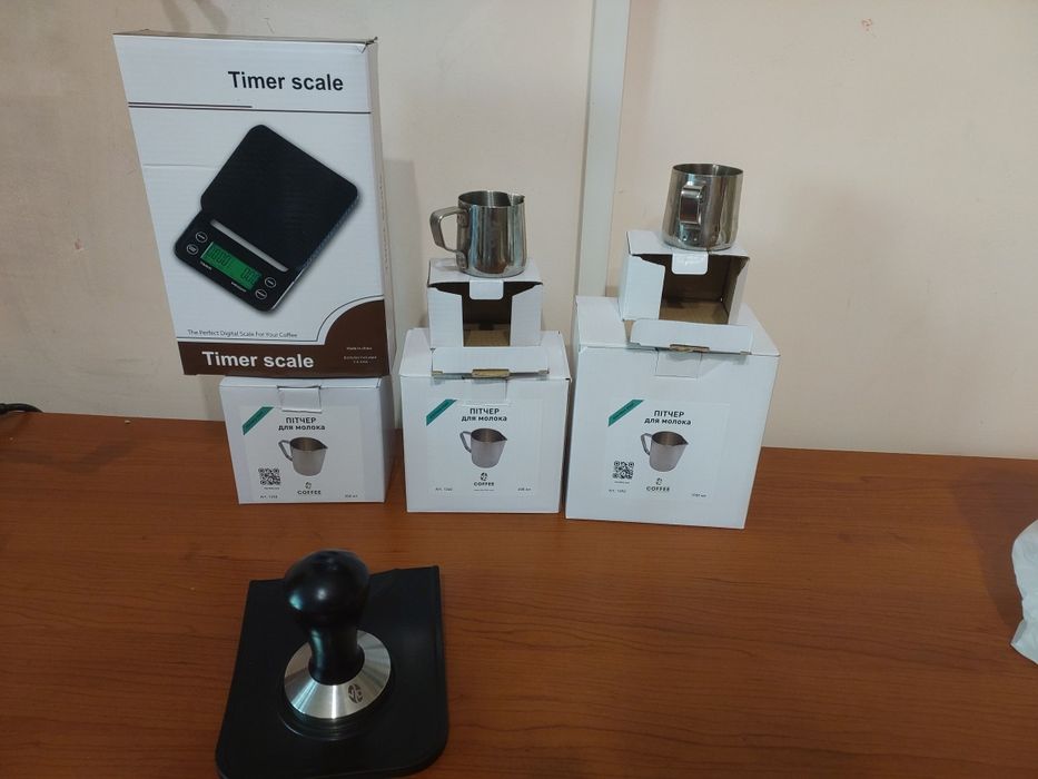 Пітчери,темпер, сліпе сито,ваги для кави