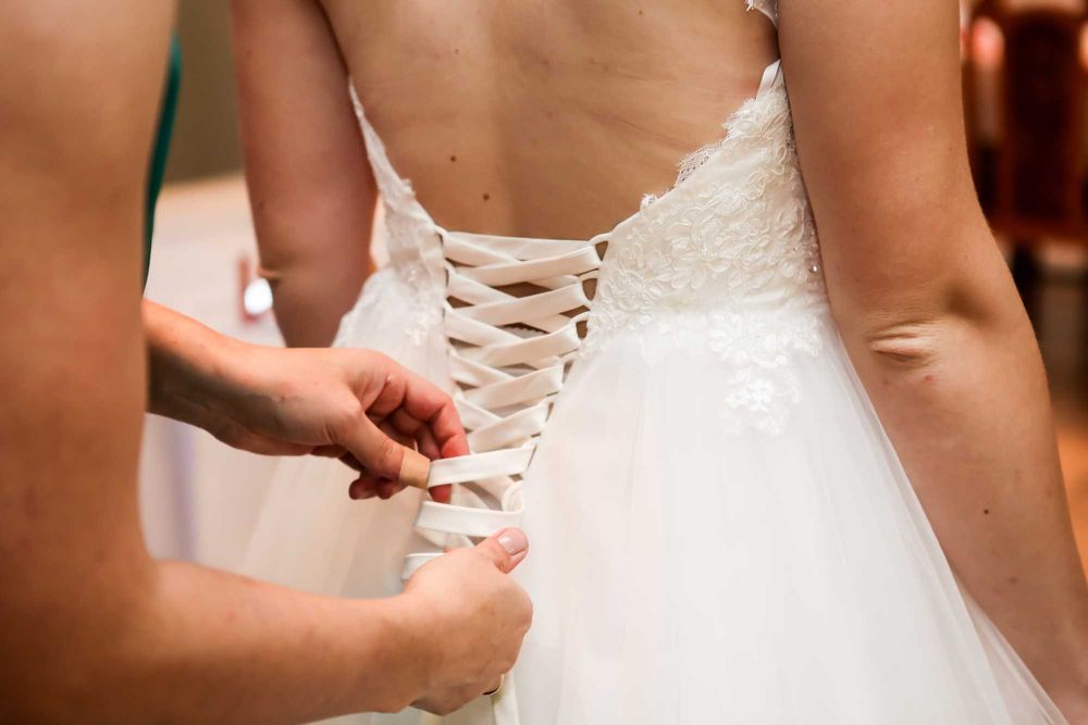 Elegancka Suknia Ślubna rozmiar regulowany