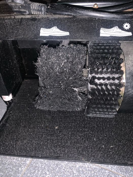 Maquina de engraxar sapatos