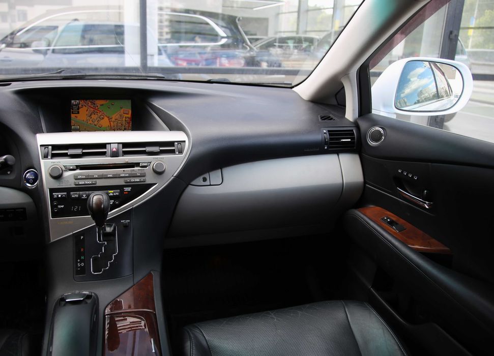 Продам Lexus RX 450 h