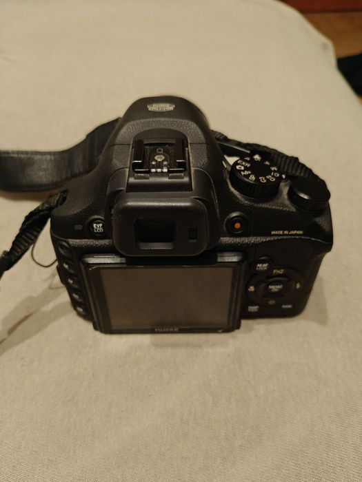 Fujifilm X-S1 – superzoom + akcesoria, gotowy zestaw