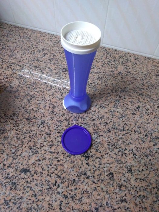 Tupperware Powder Dispenser (New)443511204323020801