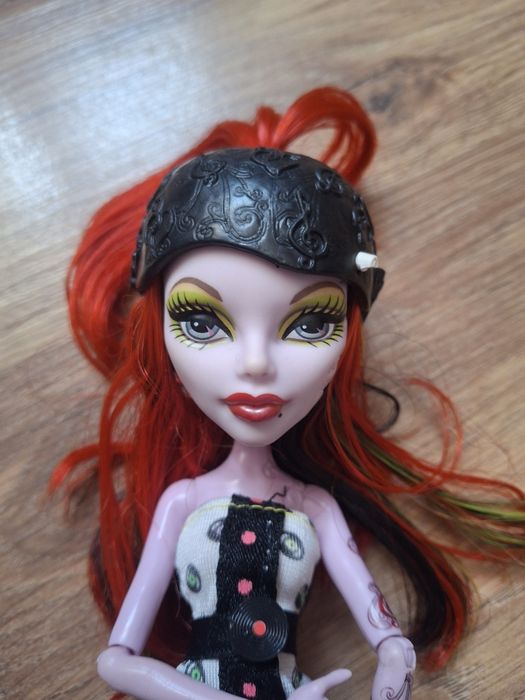 Лялька Монстер Хай/Monster High Оперетта на роликах