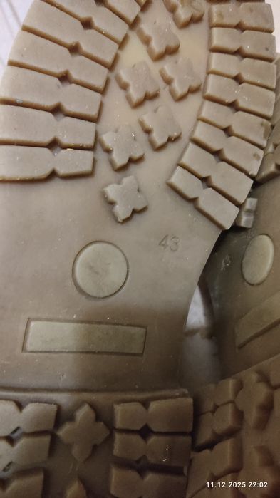 Берцы нубуковые 43,5