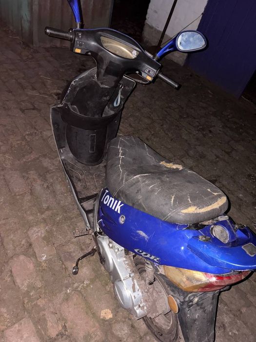 Скутер Tonic срочно!