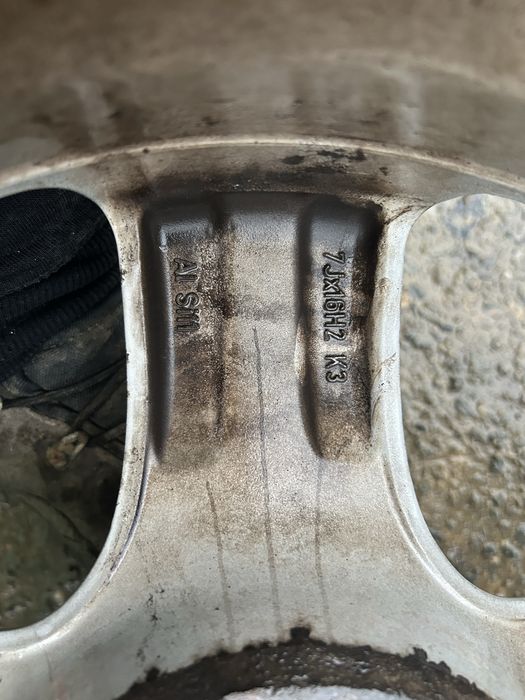 Alu felgi 16 cali 5x114.3 et 40