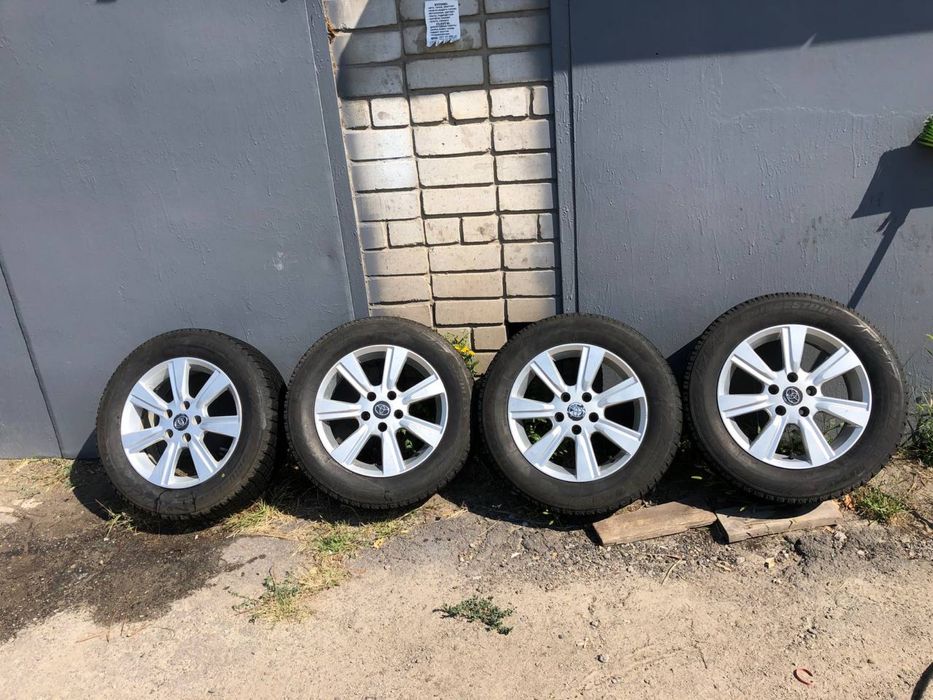 777 R16 5/114,3 диски с зимними шинами 205 55 16