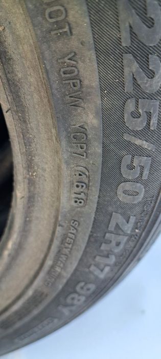 Шини 225/50ZR17 Kumho Ecsta PS71 літо комплект