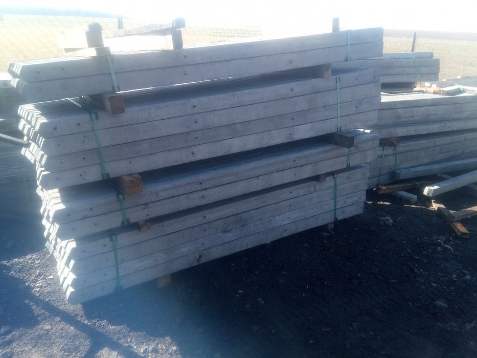 Siatka budowlana leśna ogrodzeniowa słupki