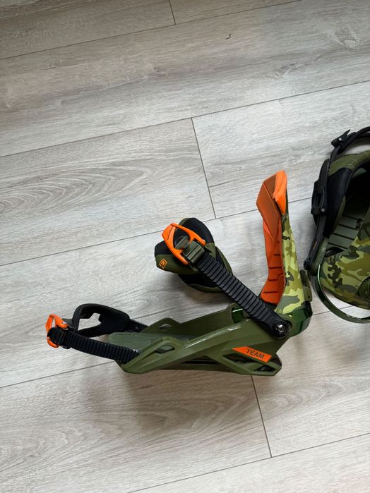 Wiązania snowboardowe Nitro VSSL M