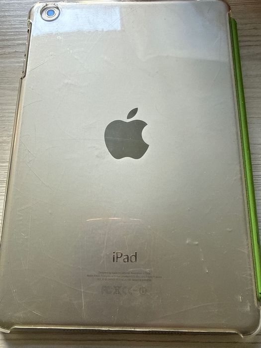 iPad mini 1 16GB Wi-Fi White у хорошому стані