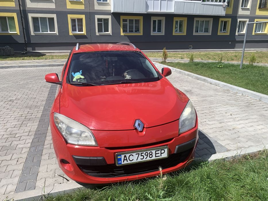 Продам рено в доброму стані