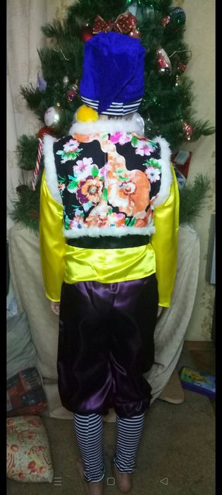 Костюм гнома. Є ще багато інших)))