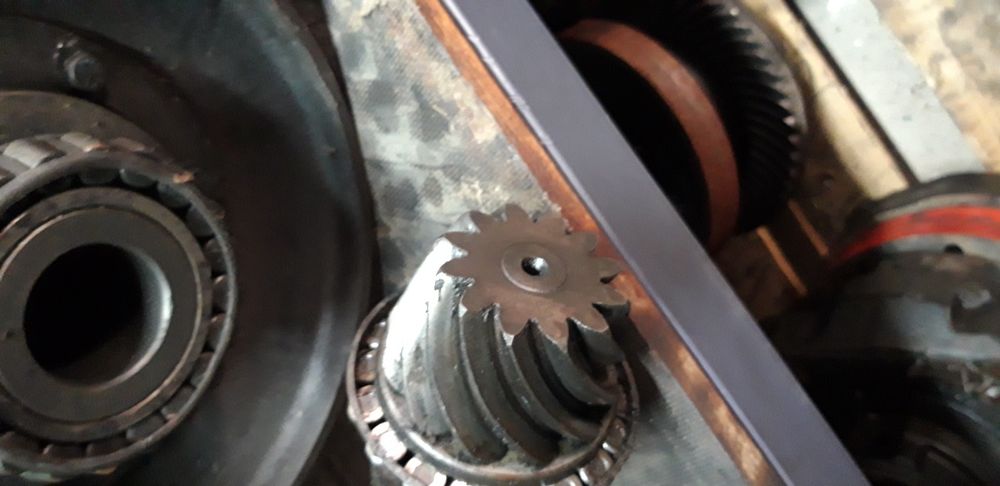 Atak most w skrzynia case mechanizm różnicowy tył